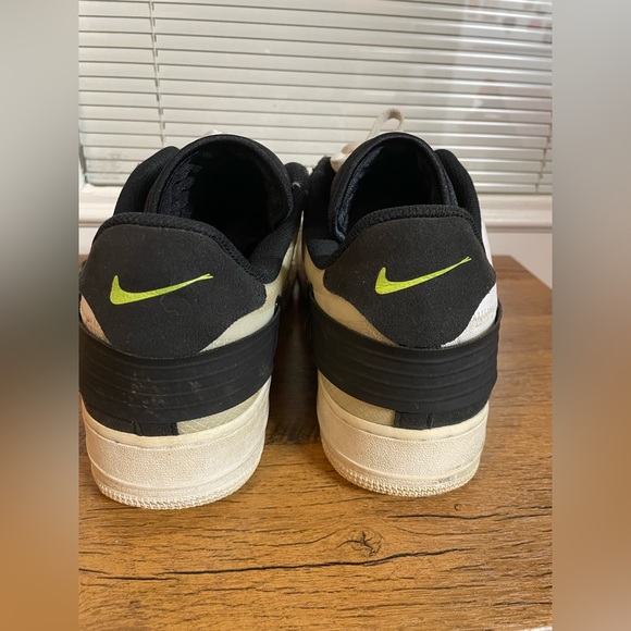 Nike Air Force 1 Type White Black Volt size 13 in men - Picture 6 of 9